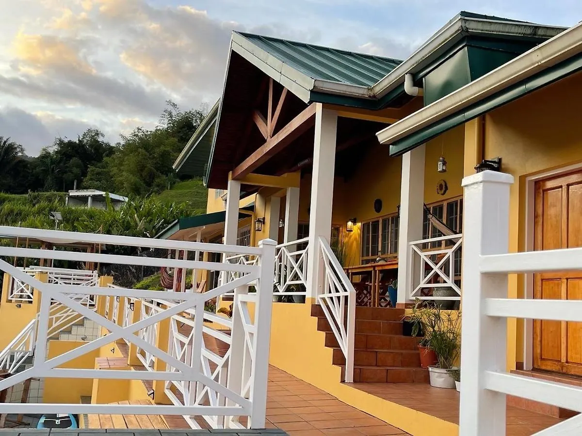 The Victory Villa Parrot Hall Guest house