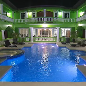 Pesheres & Inn